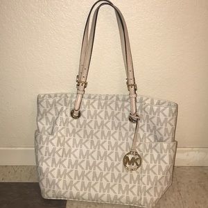 Michael Kors Jet Set Logo Tote